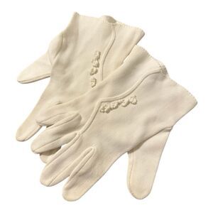 Vintage Elegant Cream Gloves with Embellishments